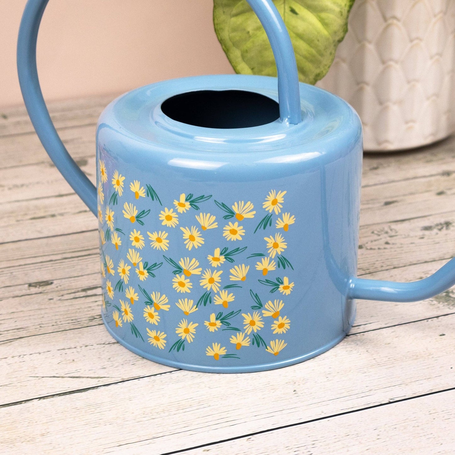 Gieter Daisy Blue – 1,2L | Stijlvolle binnen gieter met bloemenprint - Tuinkabouter Chrisje